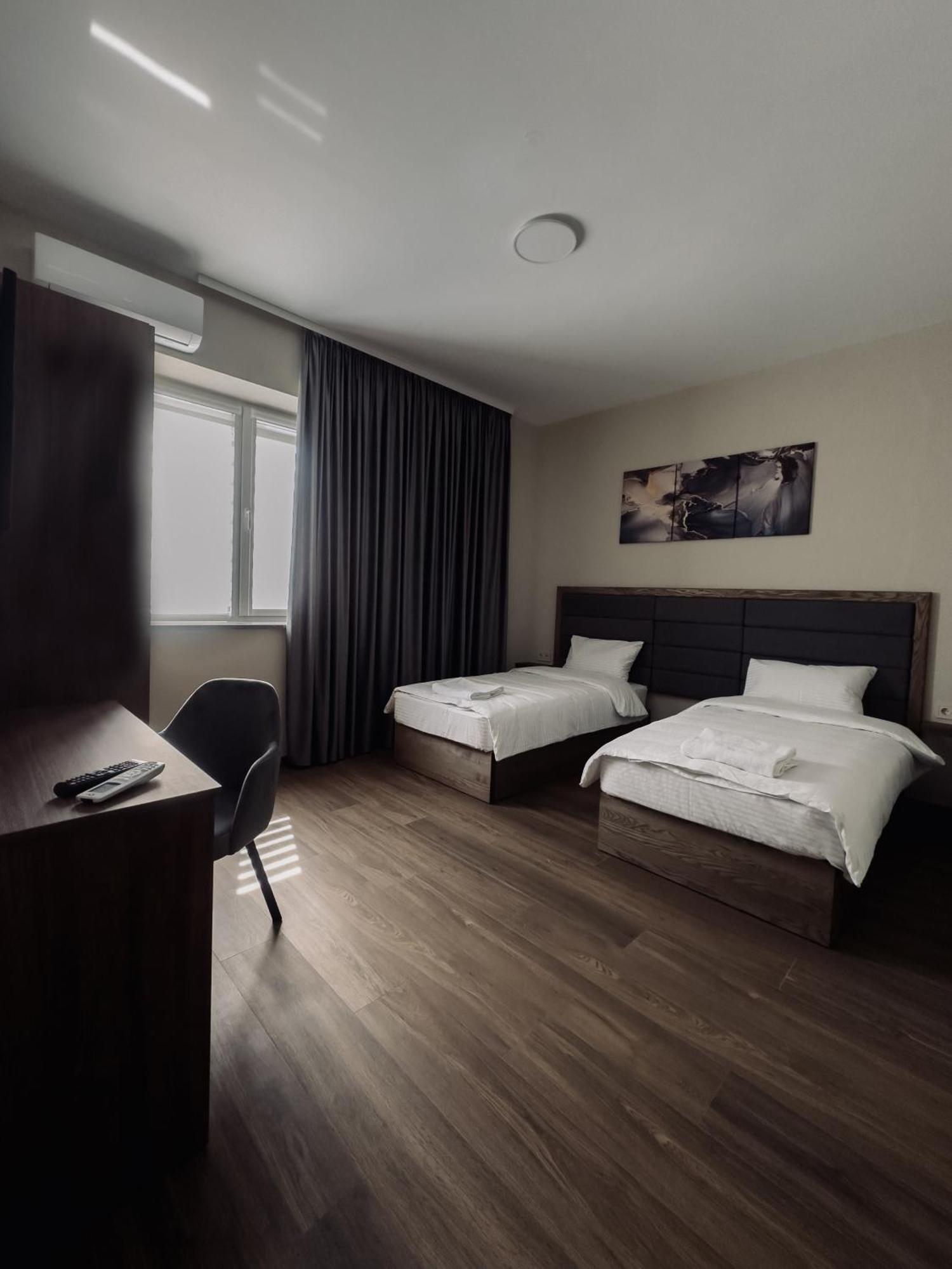 Nesvit Hotel 基輔 外观 照片