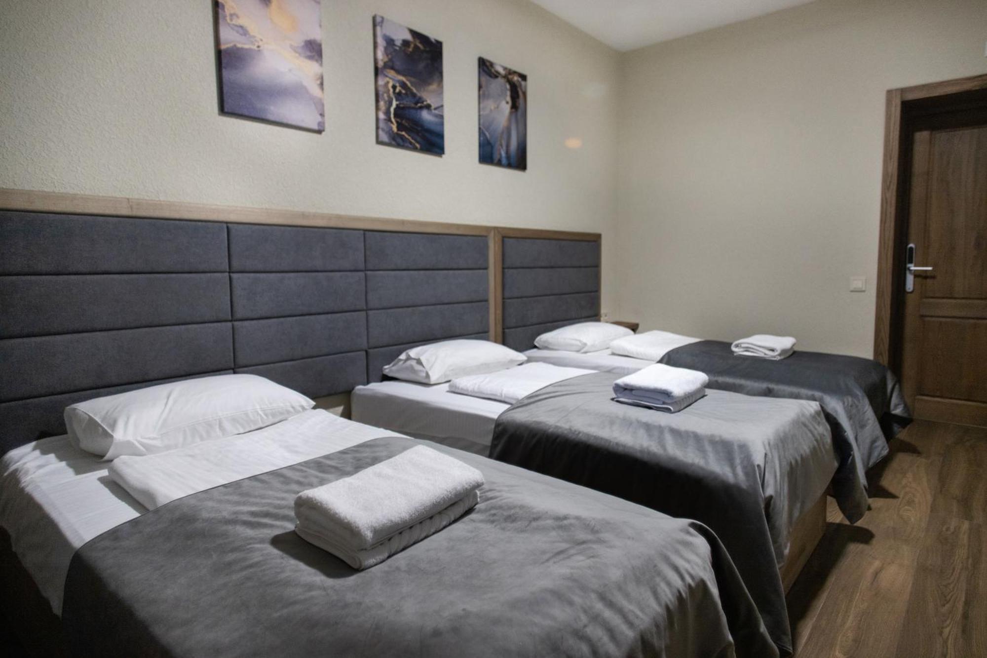 Nesvit Hotel 基輔 外观 照片